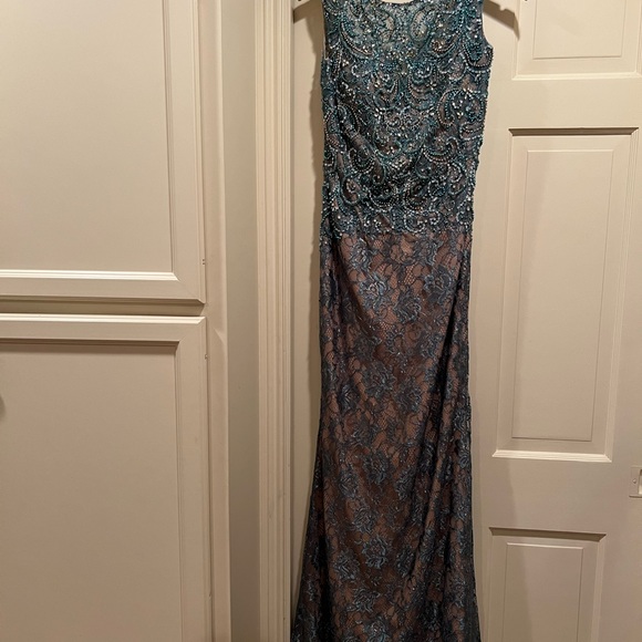 Feriani Couture gown,size 8, worn once, MOB,blue beaded bodice, lace overlay - Picture 1 of 9